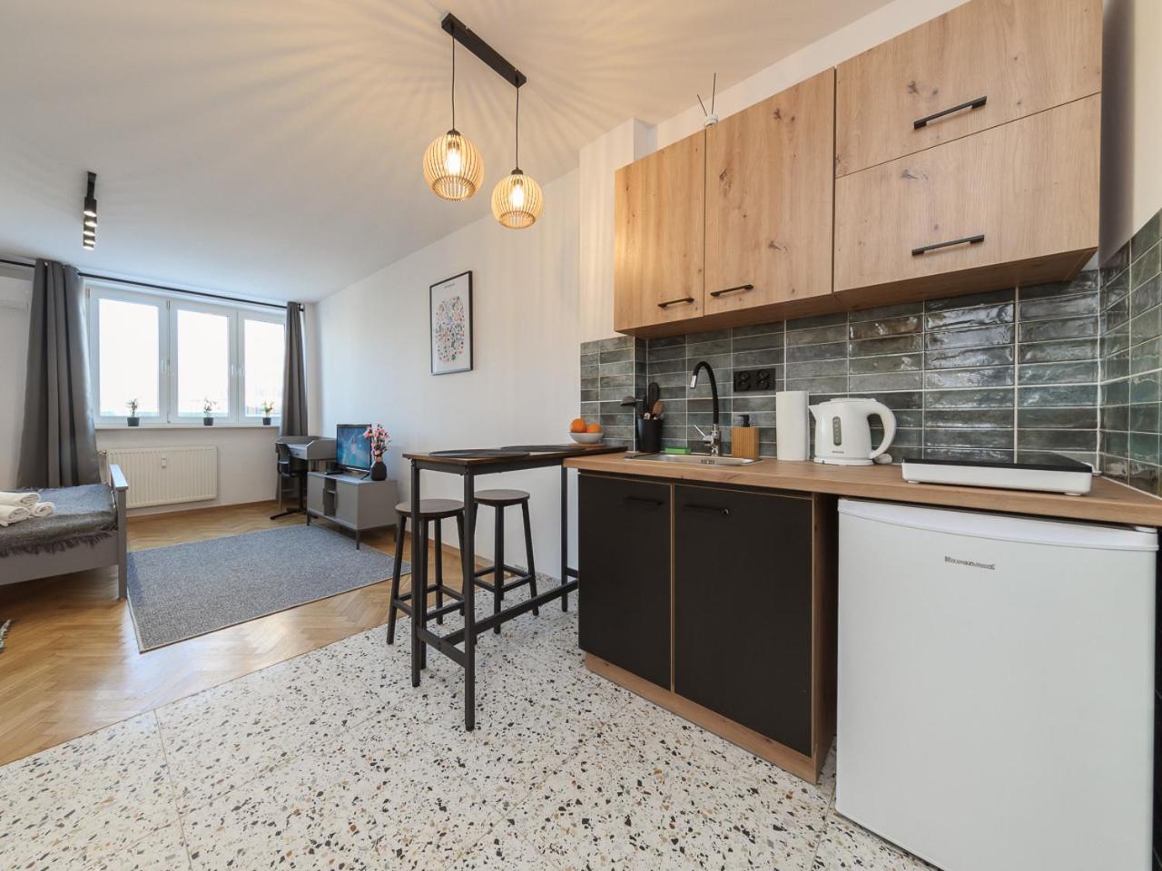 Apartament Metro Onz Apartment/warsaw